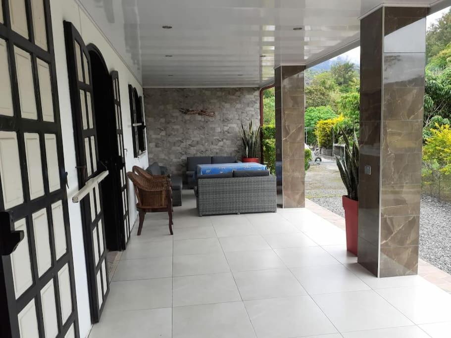Charmante Maison Au Coeur Des 3 Montagnes 살라지 외부 사진