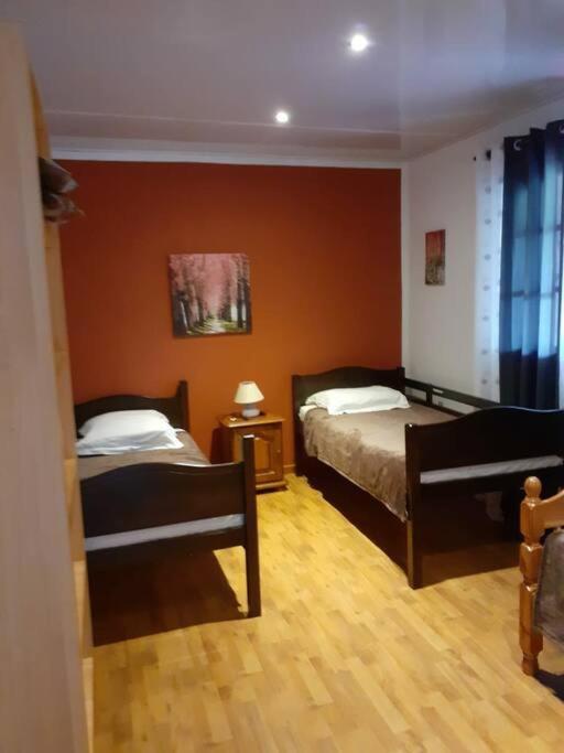 Charmante Maison Au Coeur Des 3 Montagnes 살라지 외부 사진